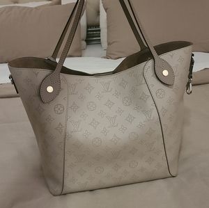 Hina MM Louis Vuitton